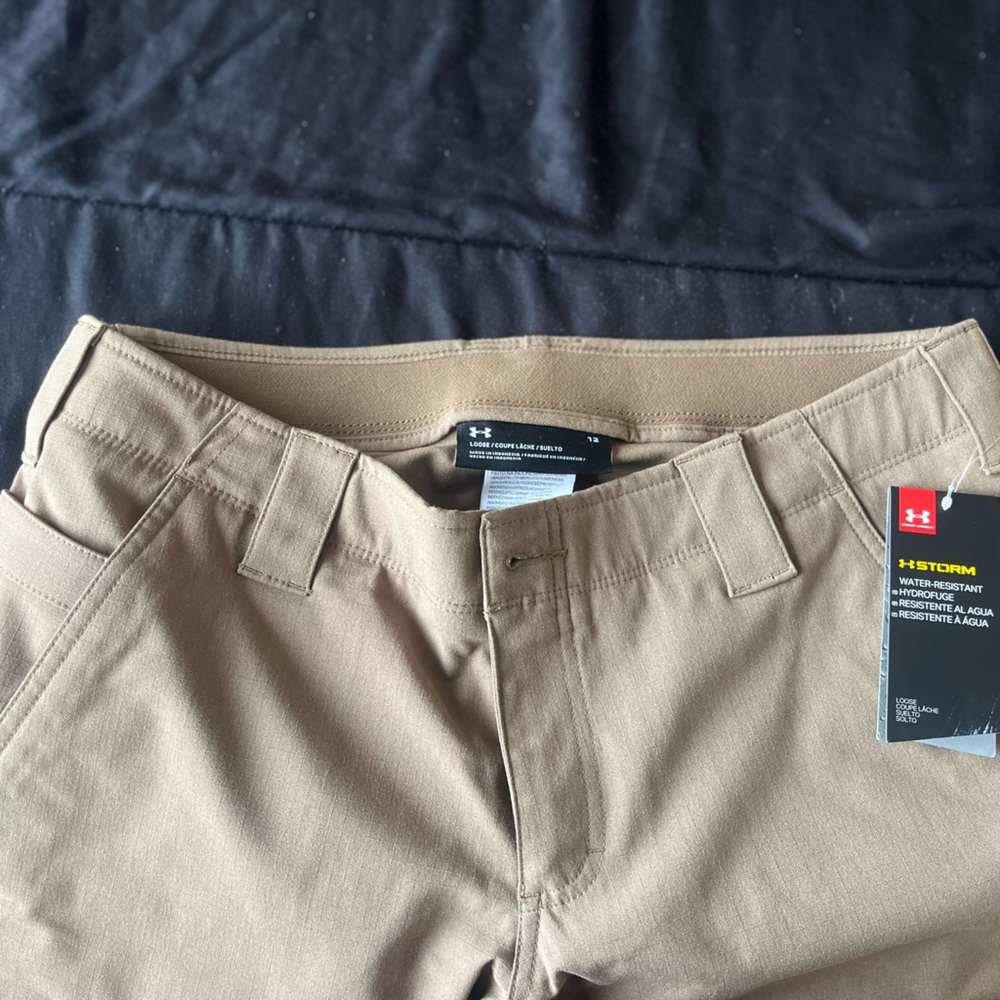 Women’s sz 12 under armour tactical pants